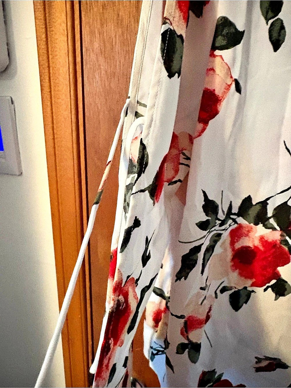 Wilfred Red Rose Floral Print Blouse - Picture 4 of 5